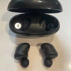 1More Bluetooth Earbuds with Charging Case - Black